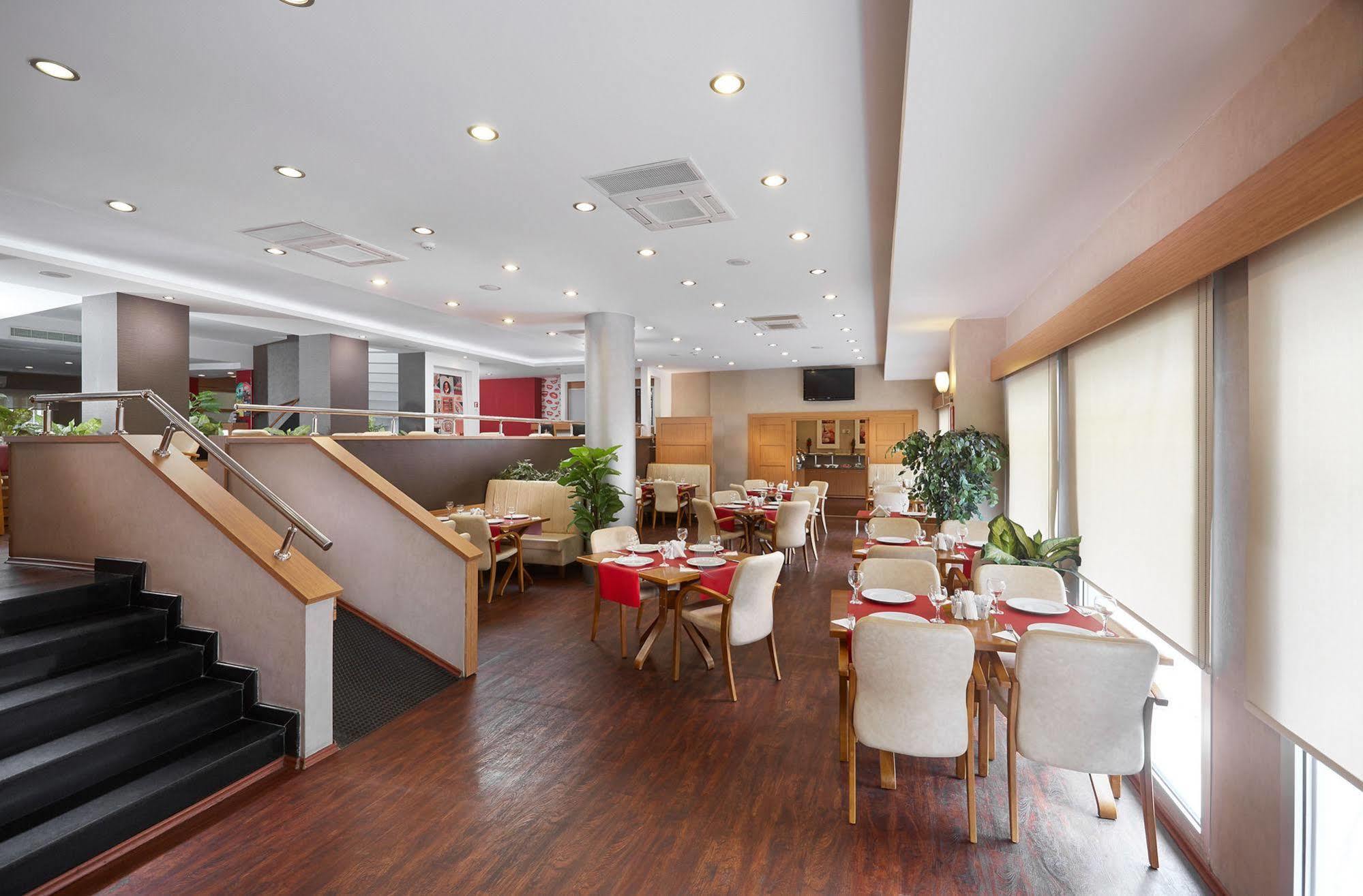 Kordon Hotel Alsancak İzmir Buitenkant foto